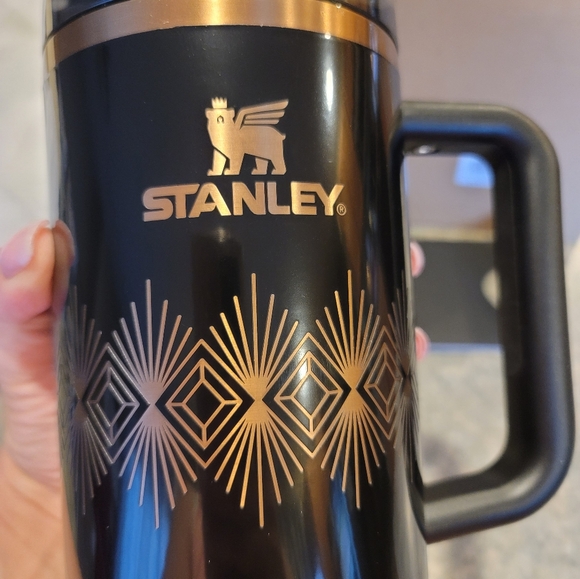 Stanley Quencher 40 oz Black Gloss Deco NIB - Picture 12 of 16